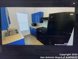 530 W Summit Ave. in San Antonio, TX - Building Photo - Building Photo