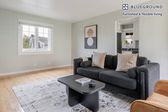 317 Hawthorne Ave in Palo Alto, CA - Building Photo - Building Photo