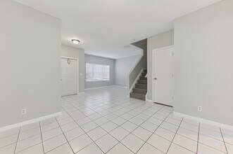 6007 Red Plum Ct in Tamarac, FL - Foto de edificio - Building Photo