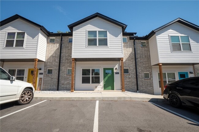 property at 1243 N Pink Ter