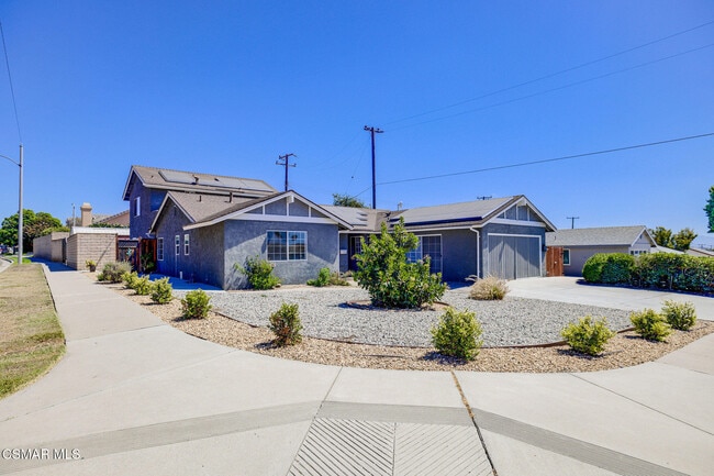 1236 Elsinor Ave in Ventura, CA - Building Photo - Building Photo