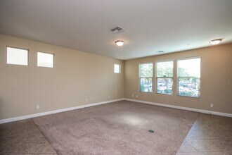 3316 E Orchid Ln in Gilbert, AZ - Building Photo - Building Photo
