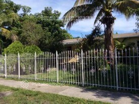 1201 NE 206th St in Miami, FL - Building Photo