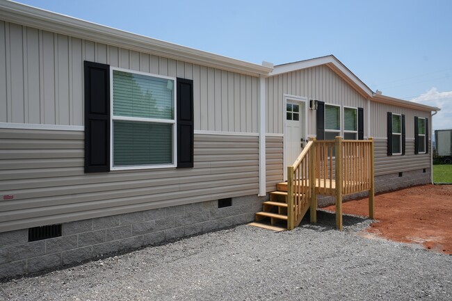 1812 S Odell Rd in Maryville, TN - Building Photo - Building Photo