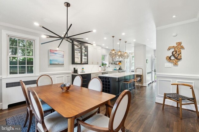 property at 2916 New Mexico Ave NW