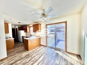 3002 SE Grant St in Ankeny, IA - Building Photo - Building Photo