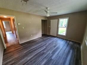 1102 Jameswood Ct in Montgomery, AL - Building Photo - Building Photo