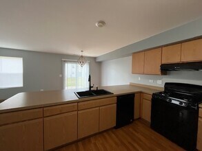 25200 Faraday Rd in Manhattan, IL - Building Photo - Building Photo