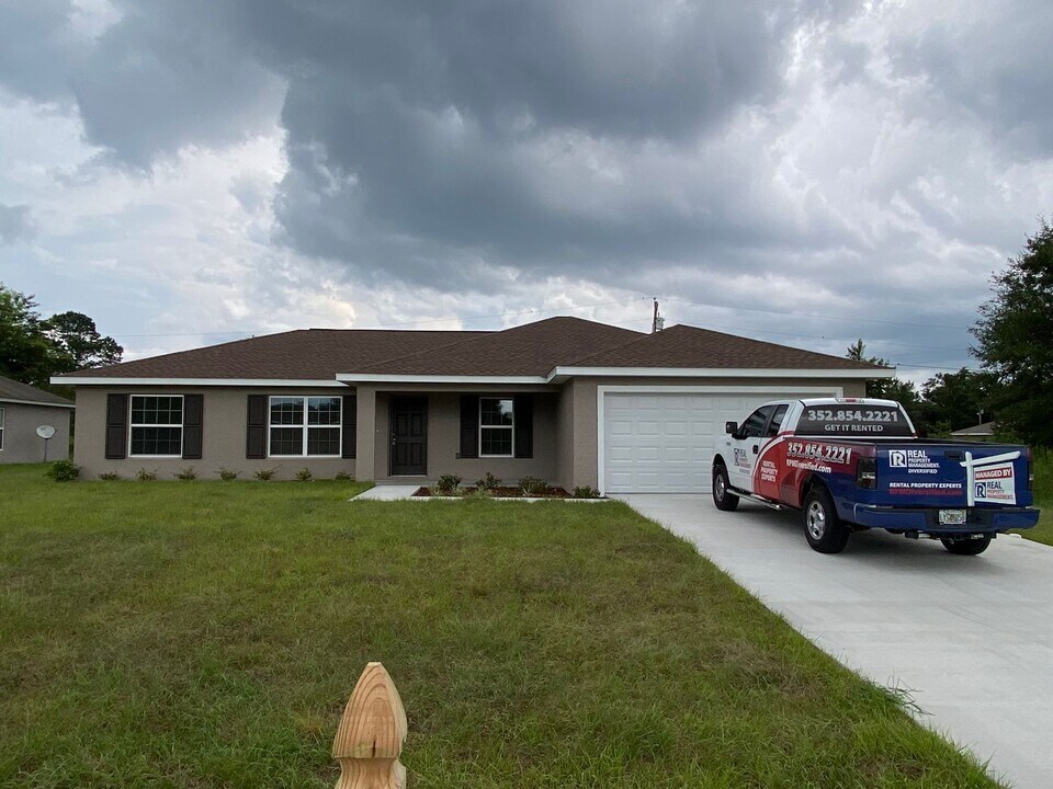 14843 SW 48th Ave in Ocala, FL - Building Photo