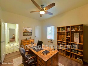 2080 Chestnut Ave in Long Beach, CA - Building Photo - Building Photo