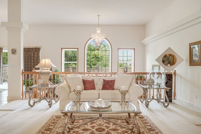 property at 2923 Rutherford Dr