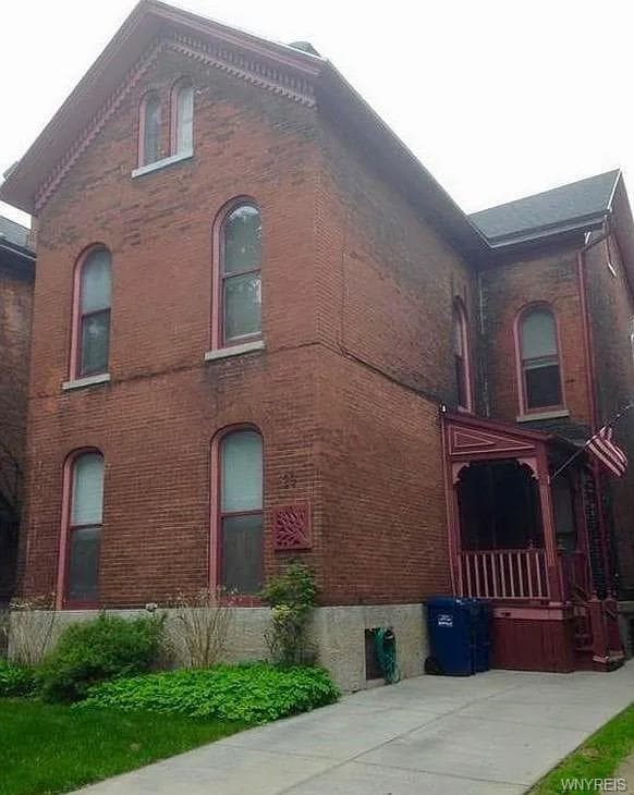 29 N Pearl St