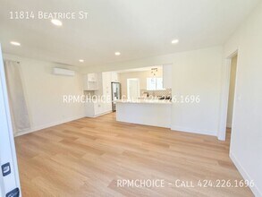 11814 Beatrice St in Culver City, CA - Building Photo - Building Photo