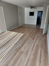 613 E Washington Blvd, Unit 1 in Pasadena, CA - Foto de edificio - Building Photo