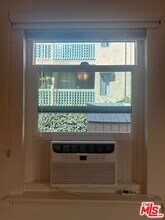 517 Orlando Ave in West Hollywood, CA - Building Photo - Building Photo