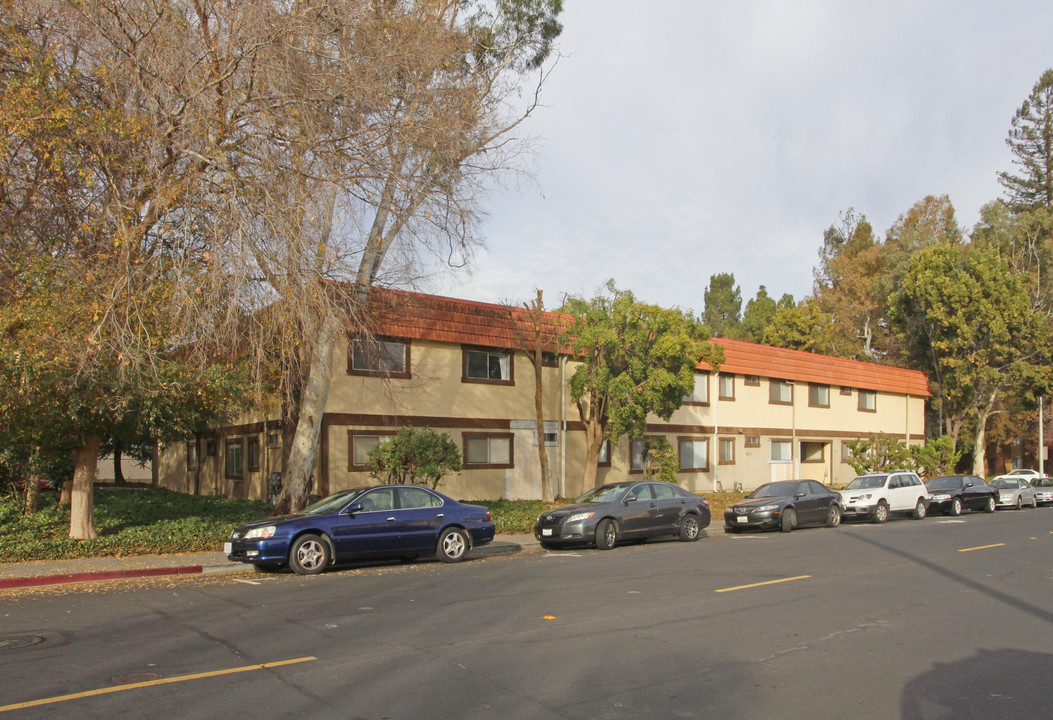 1800 Civic Center in Santa Clara, CA - Building Photo