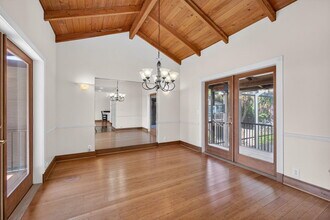 1042 SE St Lucie Blvd in Stuart, FL - Building Photo - Building Photo