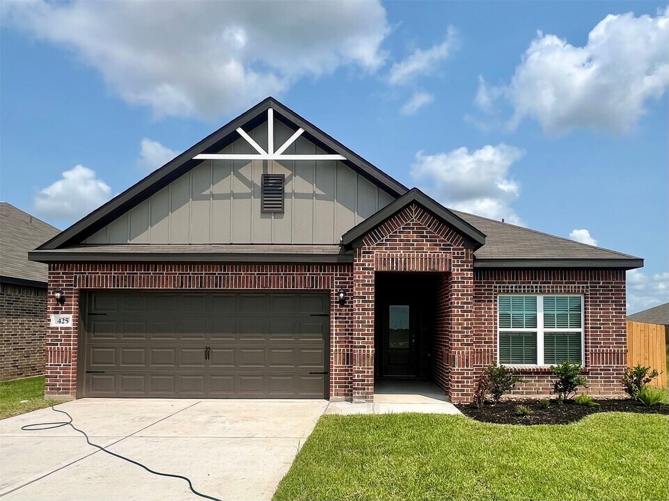 425 Lgt Smt Dr in Katy, TX - Building Photo