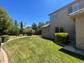 2238 Preston Ave in Santa Clara, UT - Building Photo - Building Photo