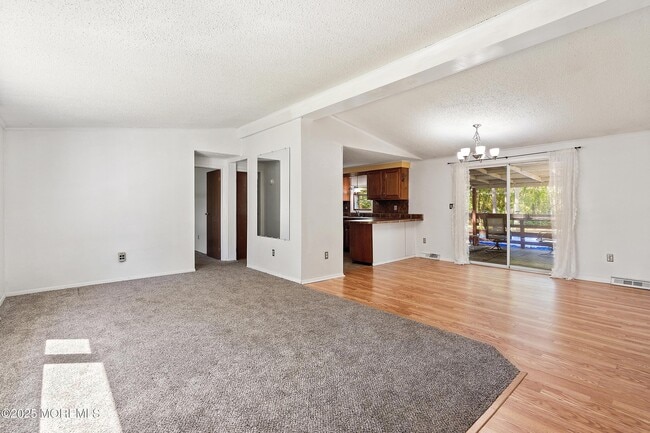 356 Cedar Swamp Rd in Jackson Township, NJ - Building Photo - Building Photo