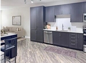 4949 N 7th St in Phoenix, AZ - Building Photo - Building Photo