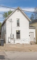 419 Walnut Ave in Fairmont, WV - Building Photo