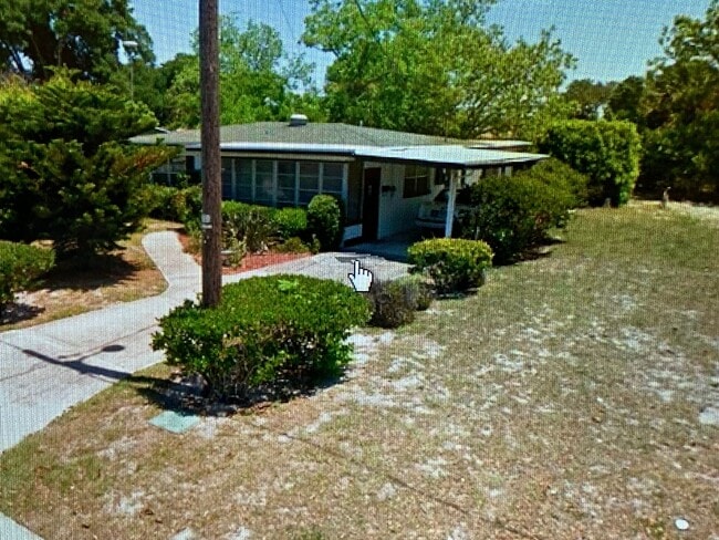 2150 5th St NE in Winter Haven, FL - Building Photo - Building Photo