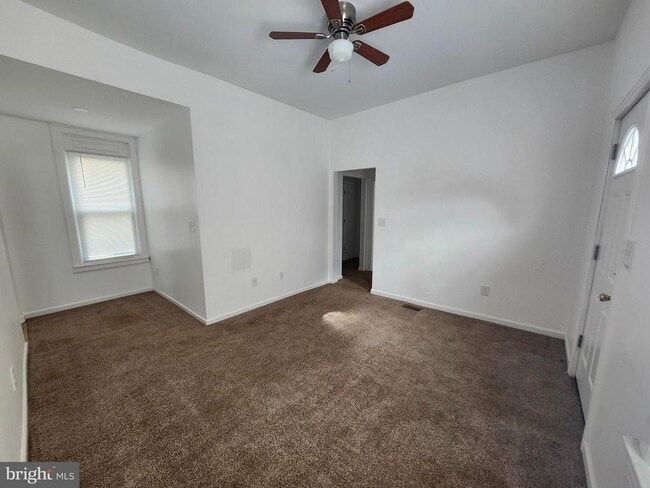 47 Hopkins St in Woodbury, NJ - Building Photo - Building Photo