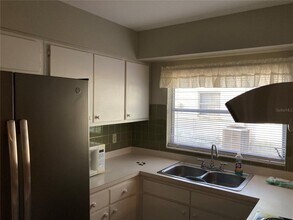 6009 Ambassador Dr in Tampa, FL - Building Photo - Building Photo