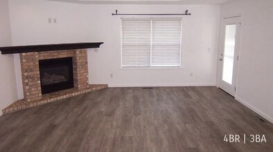 1242 W Tyler Ln in Nixa, MO - Building Photo - Building Photo