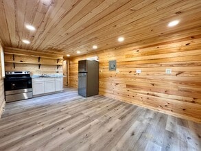 55 Camp Tahkodah Rd in Batesville, AR - Building Photo - Building Photo