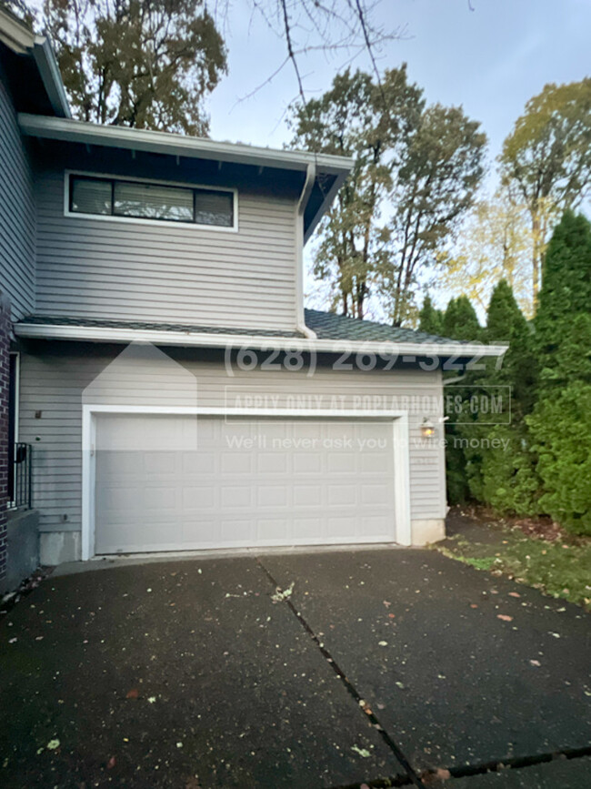 14363 Camden Ln in Lake Oswego, OR - Building Photo - Building Photo