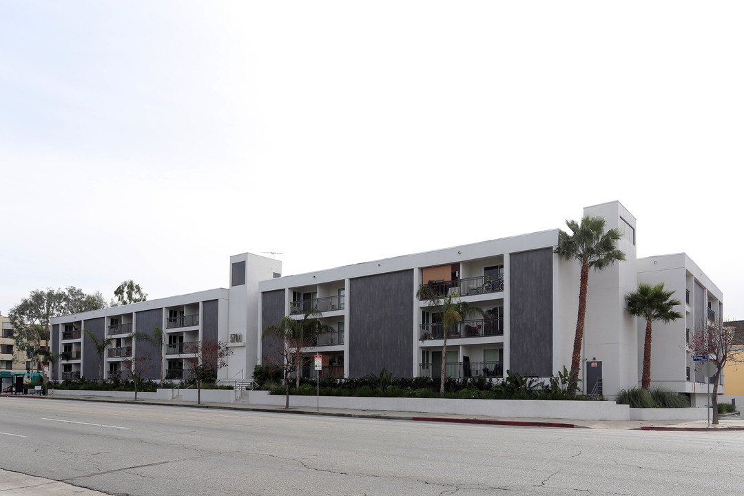 Miracle Mile Terrace Apartments in Los Angeles, CA - Foto de edificio
