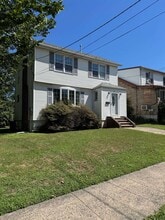 14 Raydol Ave in Secaucus, NJ - Building Photo - Building Photo