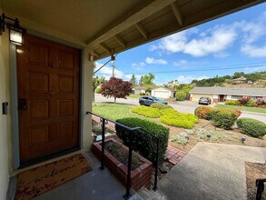 267 Orris Terrace in San Rafael, CA - Building Photo - Building Photo