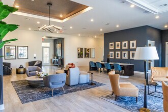 Woodmont Forge at Hopewell in Pennington, NJ - Foto de edificio - Interior Photo