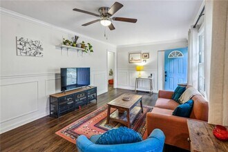1410 Cobb Branch Dr in Decatur, GA - Building Photo - Building Photo