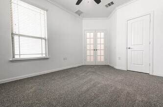 7024 Vail Ridge St in Austin, TX - Building Photo - Building Photo