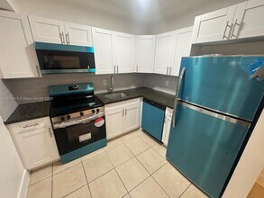 820 NE 141st St in North Miami, FL - Building Photo - Building Photo