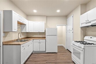 1421 Citrus Ave in Chico, CA - Foto de edificio - Building Photo