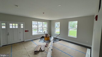 501 Columbia Rd S in Glassboro, NJ - Building Photo - Building Photo