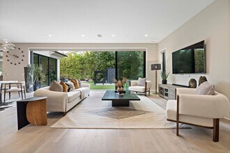 115 Interstellar in Irvine, CA - Building Photo - Building Photo