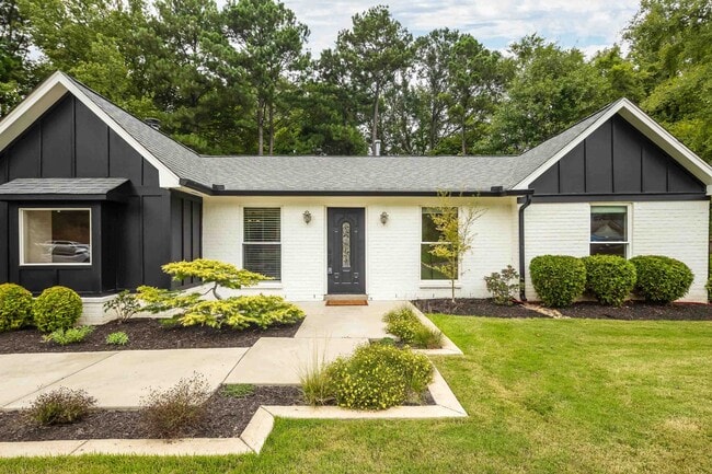 1023 Greencliff Rd in Collierville, TN - Building Photo - Building Photo