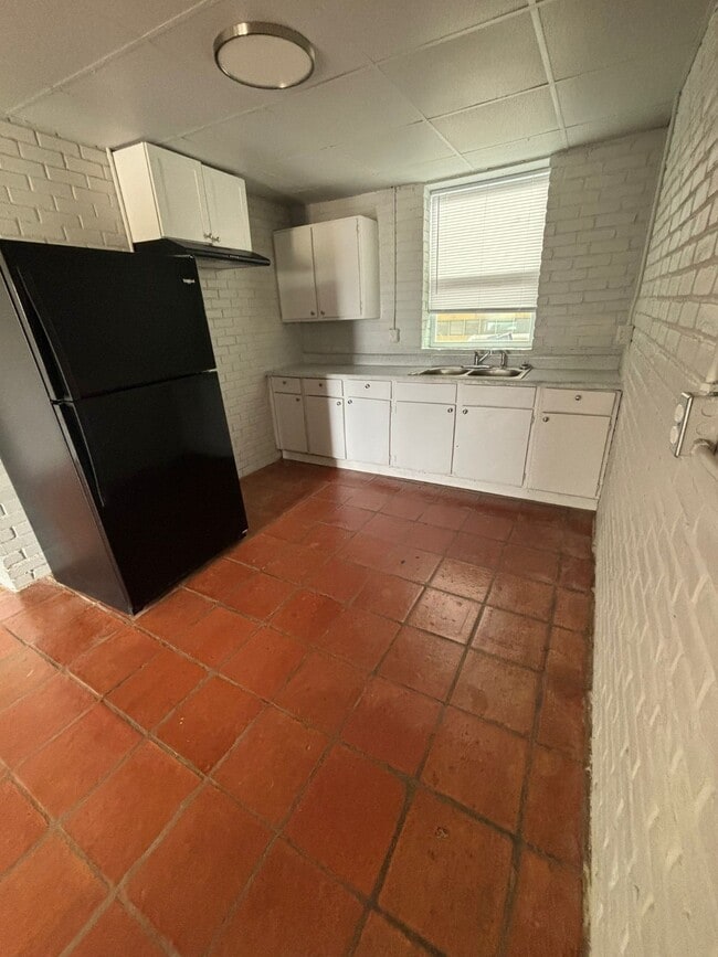 property at 1627 FM351