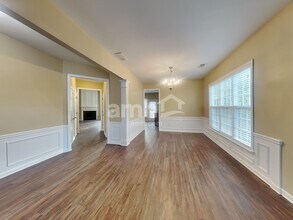 3695 Moor Pointe Dr in Cumming, GA - Foto de edificio - Building Photo