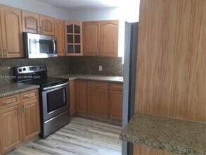 1831 SW 17th Terrace in Miami, FL - Building Photo - Building Photo