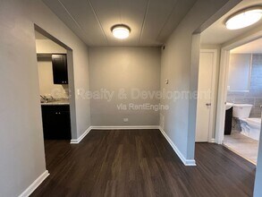 342 Wilson Ave in West Chicago, IL - Building Photo - Building Photo