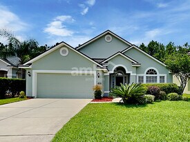 468 Casa Sevilla Ave in St. Augustine, FL - Building Photo