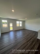 373 Thompson overlook Way in Smithfield, NC - Building Photo - Building Photo