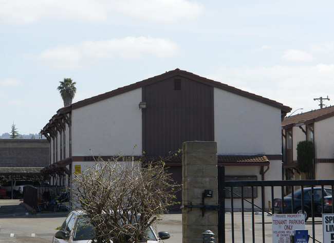 22226-22234 S Garden Ave in Hayward, CA - Building Photo - Building Photo